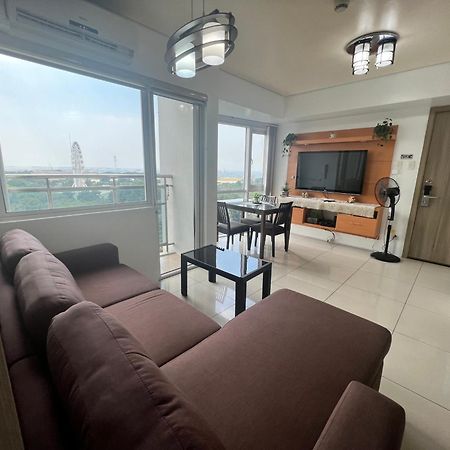 De Luxe, Standard And Studio Suites -The Breeze Residences-Close To Airport,Mall Of Asia, Us Embassy Маніла Екстер'єр фото