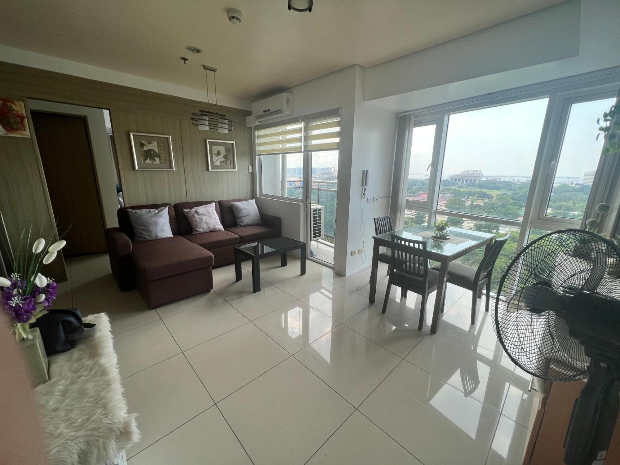 De Luxe, Standard And Studio Suites -The Breeze Residences-Close To Airport,Mall Of Asia, Us Embassy Маніла Екстер'єр фото