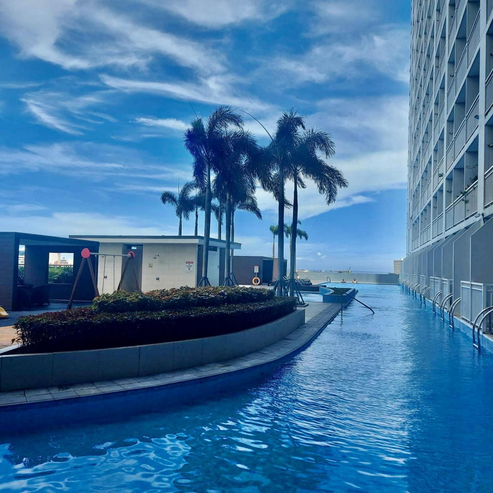De Luxe, Standard And Studio Suites -The Breeze Residences-Close To Airport,Mall Of Asia, Us Embassy Маніла Екстер'єр фото